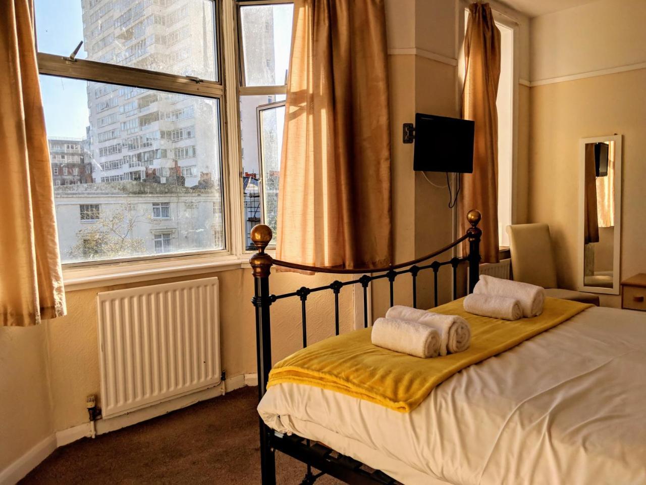 Lifestyle Hotel - Russell Square Brighton Habitación foto