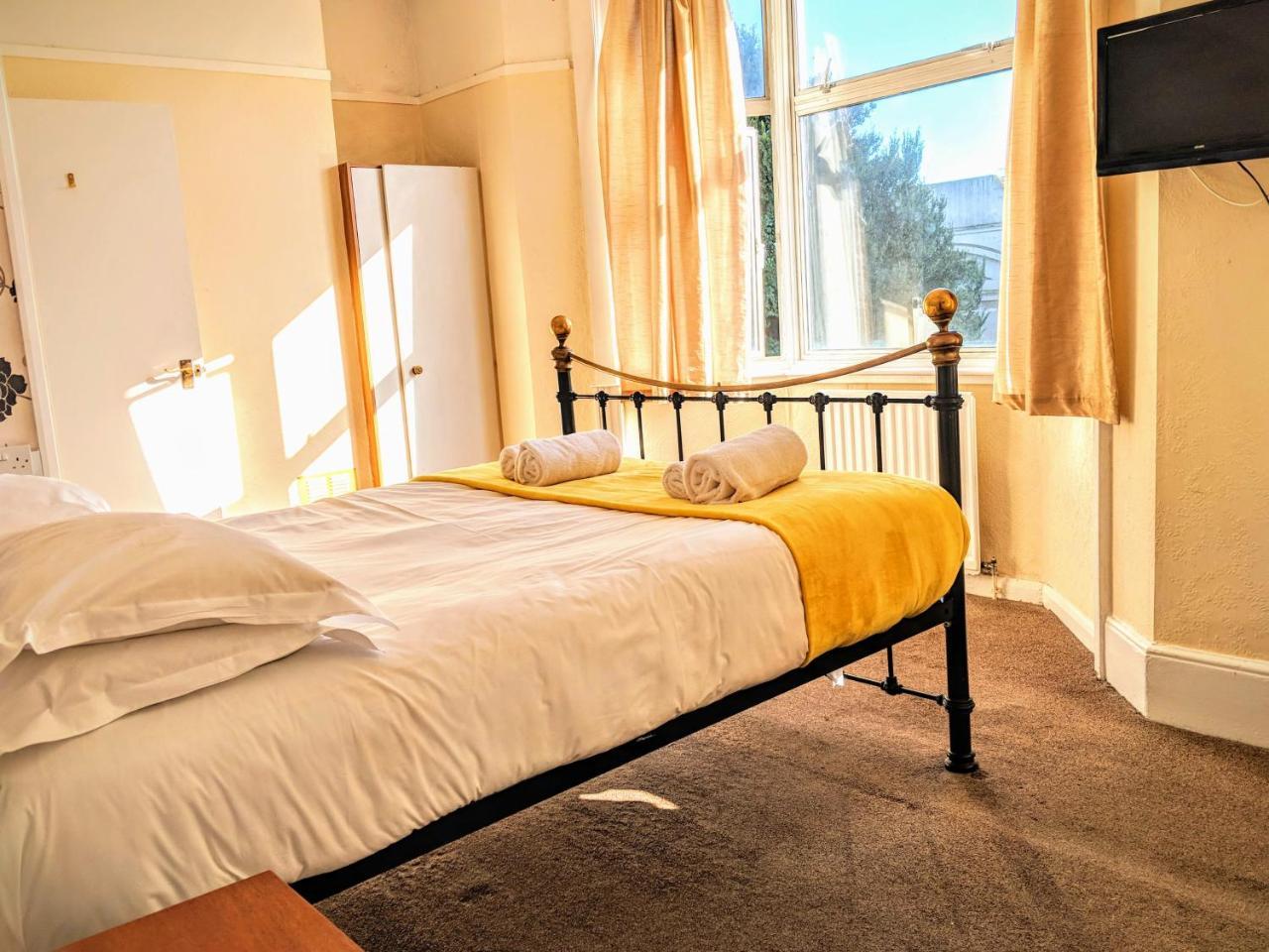 Lifestyle Hotel - Russell Square Brighton Habitación foto